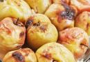 Тонкости приготовления запеченных яблок с медом